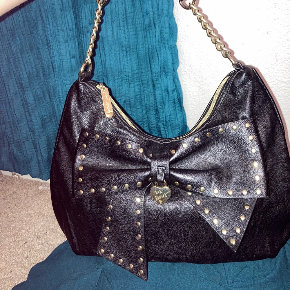 Black Bow Betsey Johnson purse